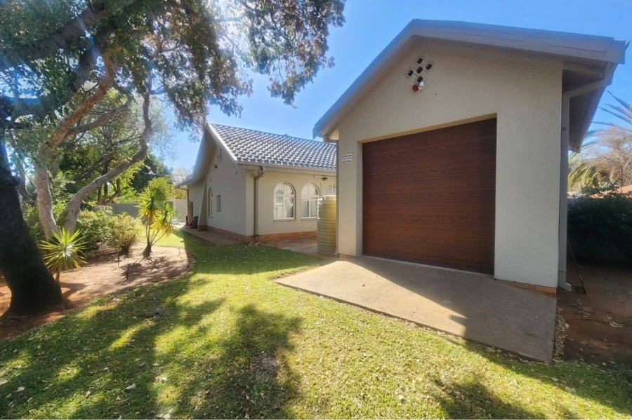 4 Bedroom Property for Sale in Hillcrest Northern Cape